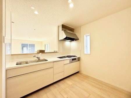 �L�b�`�� ���邳�ƊJ���������Ղ�ȃL�b�`���I  