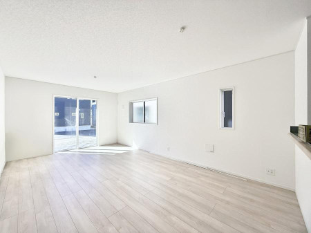 ���̑����� �z�������˂����ޖ��邢LDK�͉Ƒ��ł̂�т芰���܂�