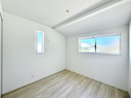 �q������ �ǂ��ɂȂɂ�u�����y���݂Ȏ����̂�����  