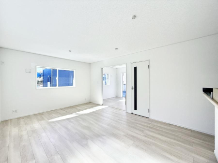 ���r���O ���̊Ԃɂ��Ƒ����W�܂����Ⴄ����ȃ��r���O�����ł����