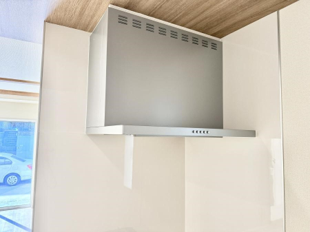 ���̑����� �ݔ����������̏��C����������C��ɗU������A�����I�ɔr�����ł��܂��B