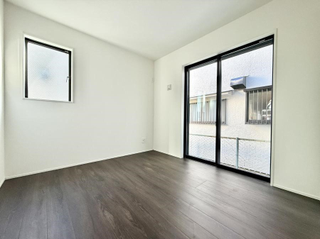 �q������ �������v���C�x�[�g��ԂƂ��ĐÂ��ŗ�������������񋟂��Ă���܂�