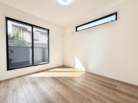 �q������ �������傫�ȑ��͊J����������A���邳�ʕ��o�b�`���ł�  