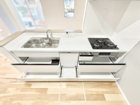 �L�b�`�� �������Ƒ����J��[�߂�A������̂���L�b�`��