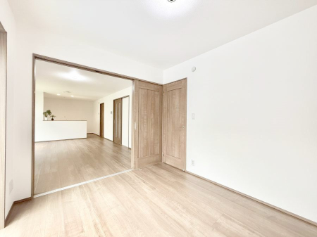 ���̑����� ���������r���O�̂����ׂɂ͋���������̂ŁA�V��ł��邨�q�l�ɂ��ڂ��͂��Ĉ��S�ł�  