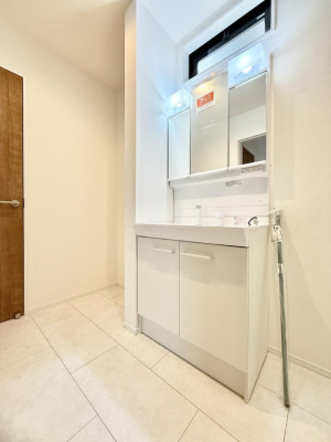 ���ʑ�E���ʏ� �������������Ő������̂�����ʏ�