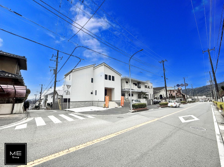 ���n�O�ώʐ^ �O�ʓ��H�L�X  