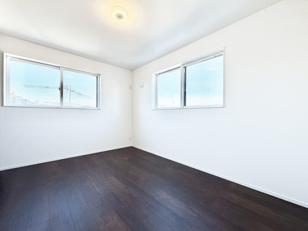 ���̑����� ������2�ʍ̌��Ŗ��邢�����I