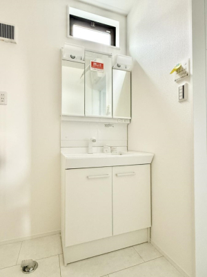 ���ʑ�E���ʏ� ���邢���ʏ��͖����̎��������y�����ł����Ⴂ�����ł�