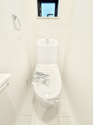 �g�C�� ���邭����������g�C��