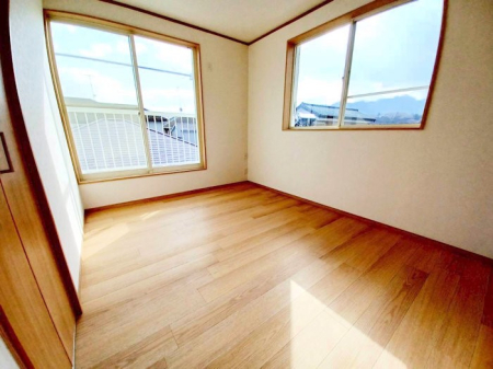 ���̑����� ������2�ʍ̌��Ŗ��邢�����I