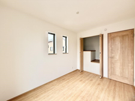 �Q�� ���������̔z�u��ʋC���̗ǂ��݌v�ŕ����̋�C�������炸�A��ɐV�N�ȋ�C������܂�