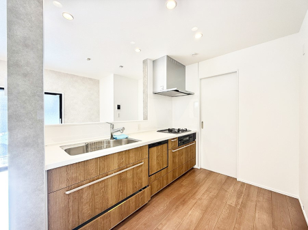 �L�b�`�� �L�b�`���X�y�[�X���������I  