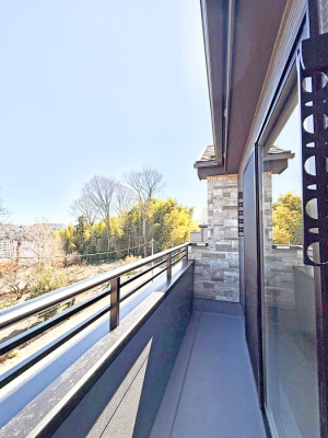 �o���R�j�[ ������ ��𒭂߂Ȃ���A�ق��ƈꑧ������ʂȋ��