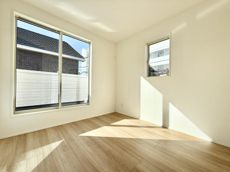 �Q�� ���������̔z�u��ʋC���̗ǂ��݌v�ŕ����̋�C�������炸�A��ɐV�N�ȋ�C������܂�