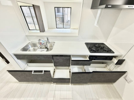 �L�b�`�� �������Ƒ����J��[�߂�A������̂���L�b�`��