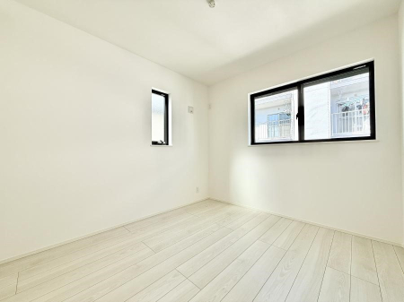 �Q�� ���������̔z�u��ʋC���̗ǂ��݌v�ŕ����̋�C�������炸�A��ɐV�N�ȋ�C������܂�