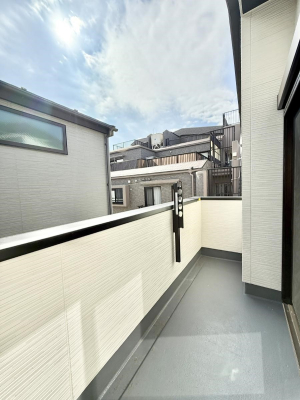 �o���R�j�[ �����󕨂��悭�����z������ǍD�̃o���R�j�[�ł��I