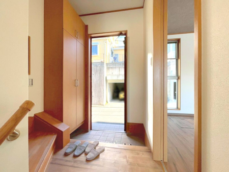 ���� �������L�X�A�Y��Ȍ��ւł��q�l�����o�}���I