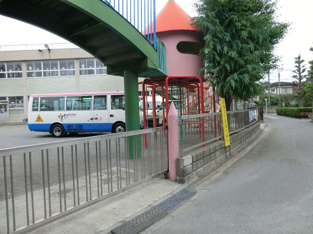 ���ӊ� �c�t���E�ۈ牀 350m �w�Z�@�l���͒����w�� �F�肱�ǂ��� �����c�t��