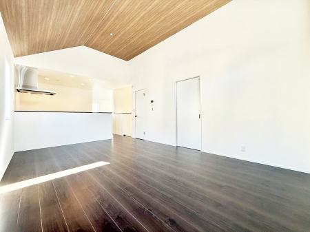 ���r���O ���������̊Ԃɂ��Ƒ����W�܂����Ⴄ����ȃ��r���O�����ł����