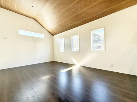 ���̑����� �z�������˂����ޖ��邢LDK�͉Ƒ��ł̂�т芰���܂�