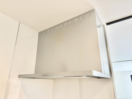 ���̑����� �ݔ����������̏��C����������C��ɗU������A�����I�ɔr�����ł��܂��B