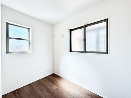 ���̑����� 2�ʍ̌��Ŗ��邢�����I