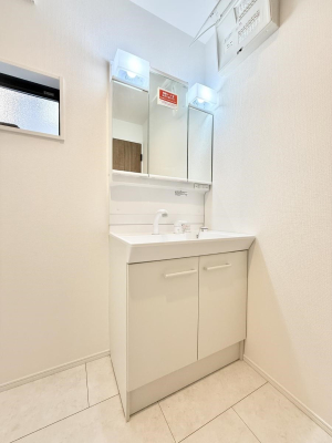 ���ʑ�E���ʏ� ���邢���ʏ��͖����̎��������y�����ł����Ⴂ�����ł�