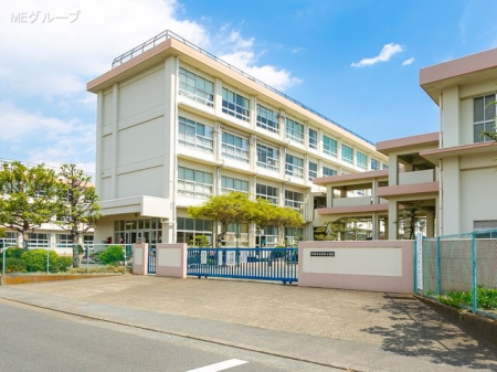 ���ӊ� ���w�Z 550m ���ˎs���������w�Z