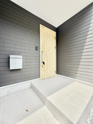 ���� �O�ρ� �V���v���Ŕ������A�Z�܂��̑���ۂ��ʂ錺�ւł�