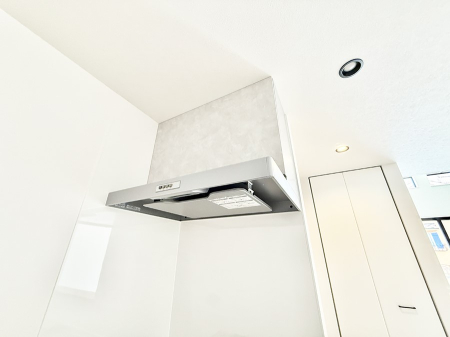 ���̑����� �ݔ����������̏��C����������C��ɗU������A�����I�ɔr�����ł��܂��B