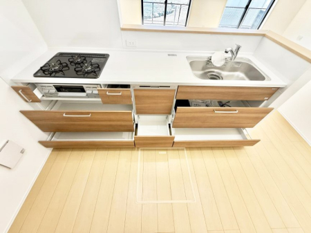 �L�b�`�� �������Ƒ����J��[�߂�A������̂���L�b�`��