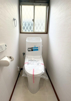 �g�C�� ���邭����������g�C��  