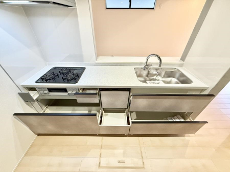 ���r���O �����������������Ɠ��ʂɂ���A�e���̋��