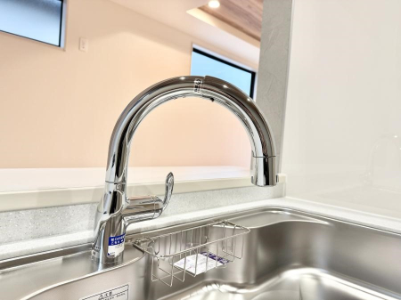 ���̑����� �ݔ����֍��̉������Ɛ��@�\�ŉ��K��