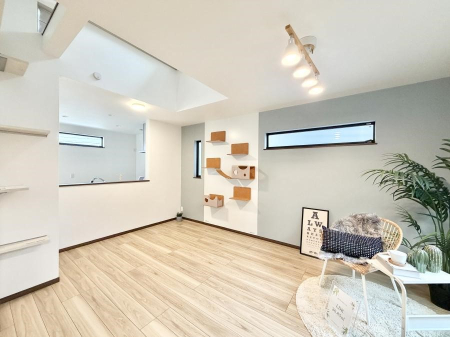 ���r���O ���������R�Ɖ�b�����܂��A�S�n�悢�ЂƂƂ�