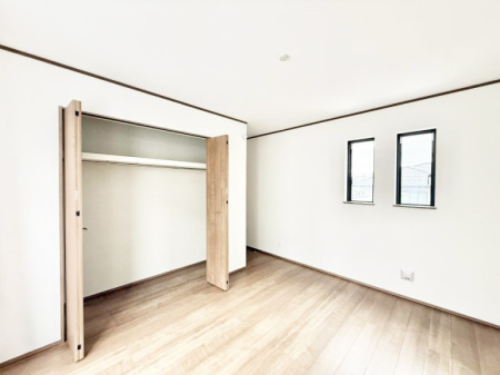 ���̑����� �������傫�Ȏ��[�ŉו����X�b�L���Еt���܂�  