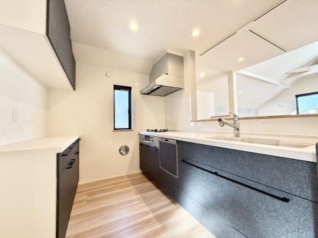 �L�b�`�� �������w�ʂɂ͐H��ނ����[�ł���J�b�v�{�[�h�t��  