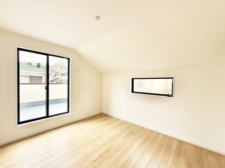 �Q�� �傫�ȑ��͊J����������A���邳�ʕ��o�b�`���ł�