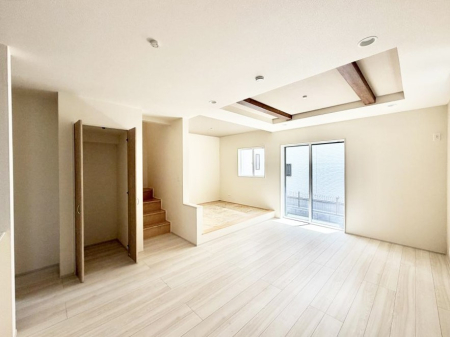 ���r���O ���������R�Ɖ�b�����܂��A�S�n�悢�ЂƂƂ�