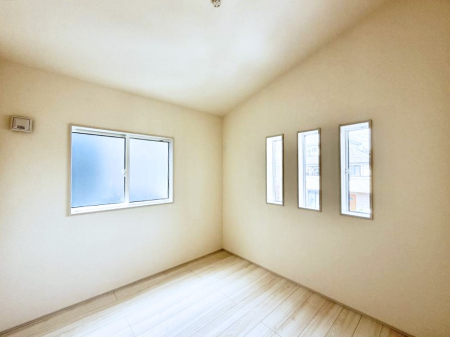 ���̑����� �����������������F�����̂������ŉ��₩�Ȏ��Ԃ��y���߂܂�