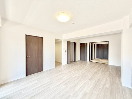 ���r���O ���������̊Ԃɂ��Ƒ����W�܂����Ⴄ����ȃ��r���O�����ł����