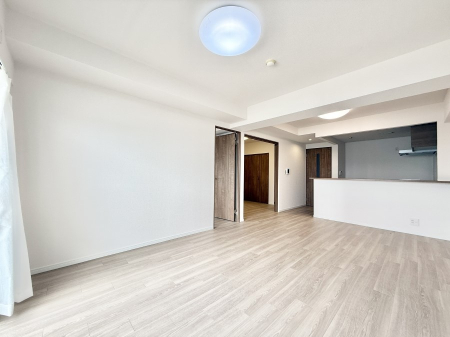 ���r���O �������i�`�������ȃ��r���O�͂ǂ�ȃC���e���A�ɂ������܂�