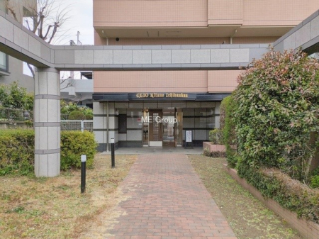 �G���g�����X �O�ρ��A�邽�тɈ��S����^���Ă����A���J�ɊǗ����ꂽ���L���