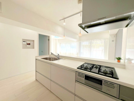 �L�b�`�� ���������[�͖L�x�ȃV�X�e���L�b�`���ł��I  