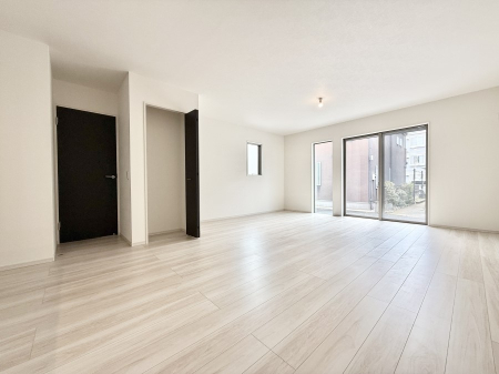 ���̑����� �������S���������ꏊ�A�������߂����郊�r���O