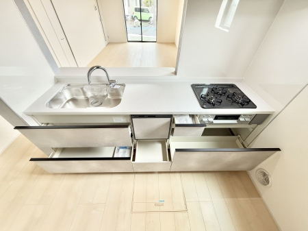 �L�b�`�� �������A�C�f�A�L����A�N���G�C�e�B�u�ȗ������