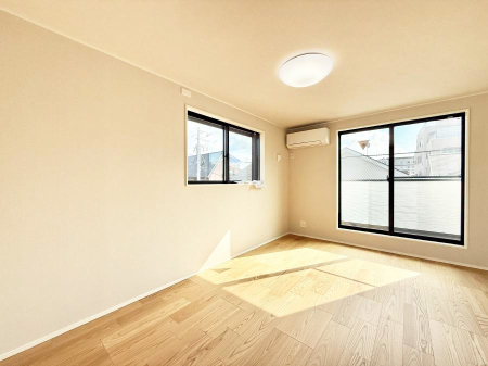 �q������ �ǂ��ɂȂɂ�u�����y���݂Ȏ����̂�����