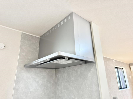 ���̑����� �ݔ����������̏��C����������C��ɗU������A�����I�ɔr�����ł��܂��B